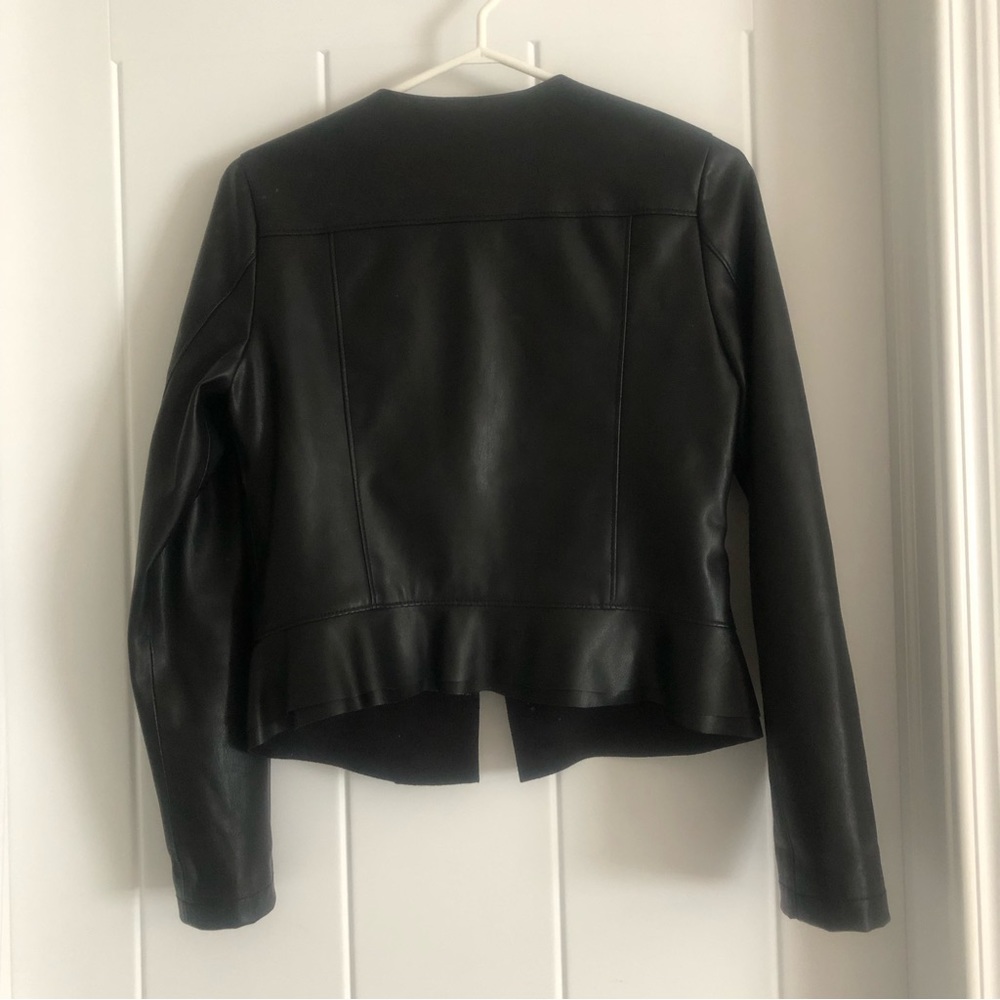 ZARA Basic Outerwear Black Front Ruffle Detail Faux LeatherJacket Medium - Picture 2 of 8